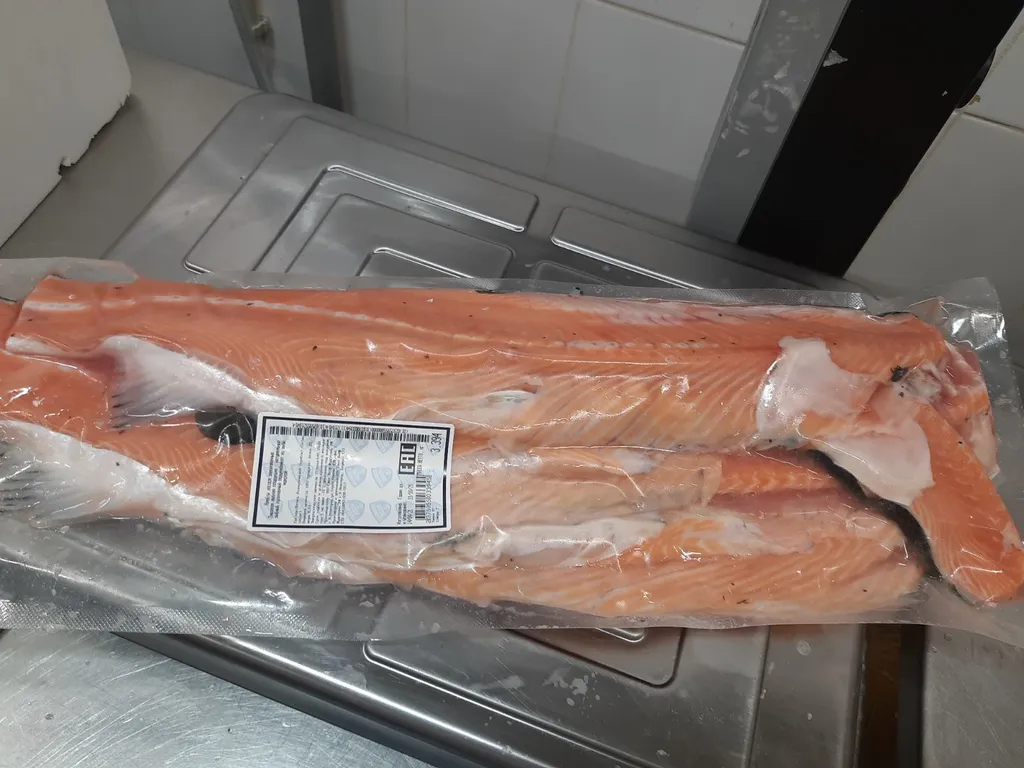 фотография продукта Хребты лосося атлантического