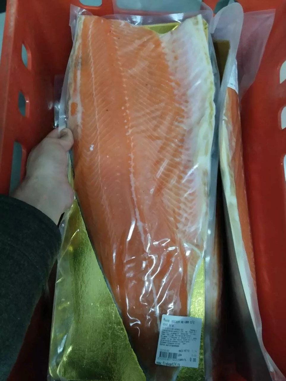 фотография продукта Филе лосося с/с 0,5кг, 1,5+кг (слабосол)